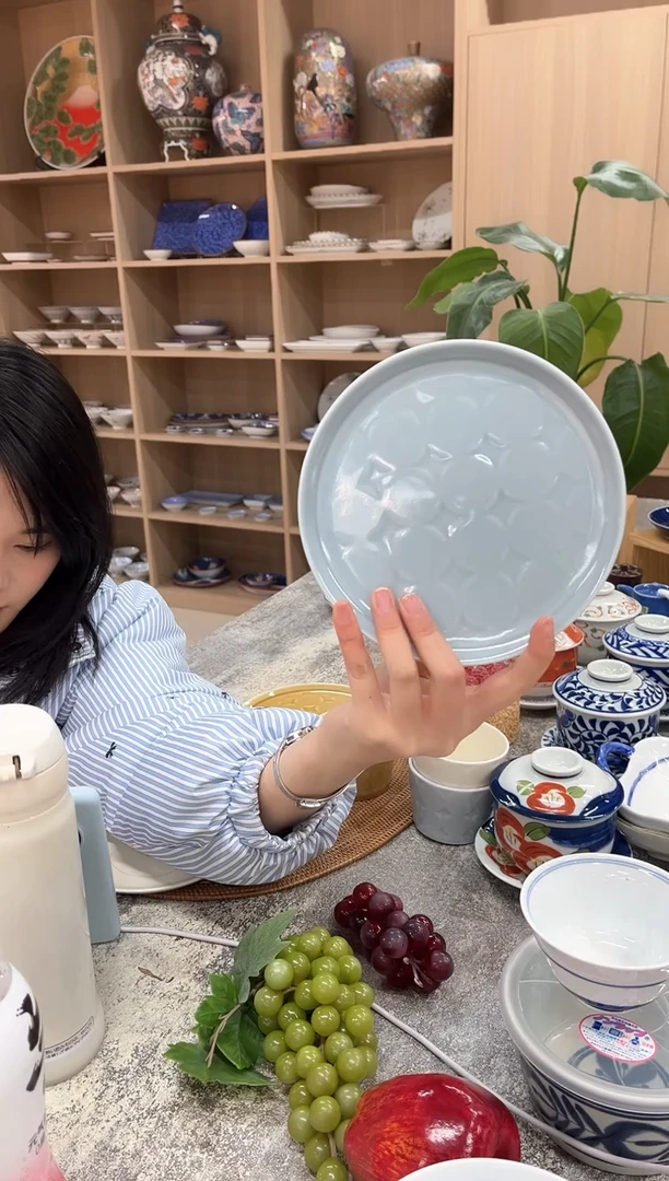 【闪购商品】瓷片RONDE 皿（小）　（グレー）