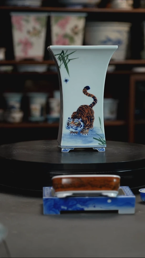 福利釉下青花手绘盆强**笑福利釉下青花手绘盆 强*笑