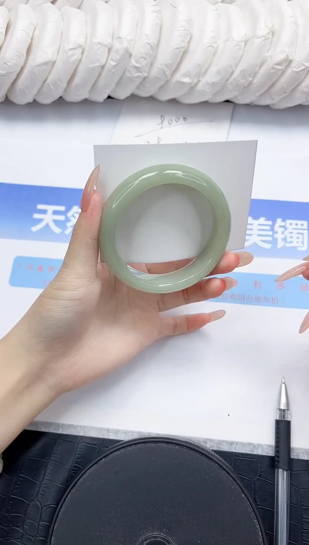 未镶嵌手镯石英质玉99-56