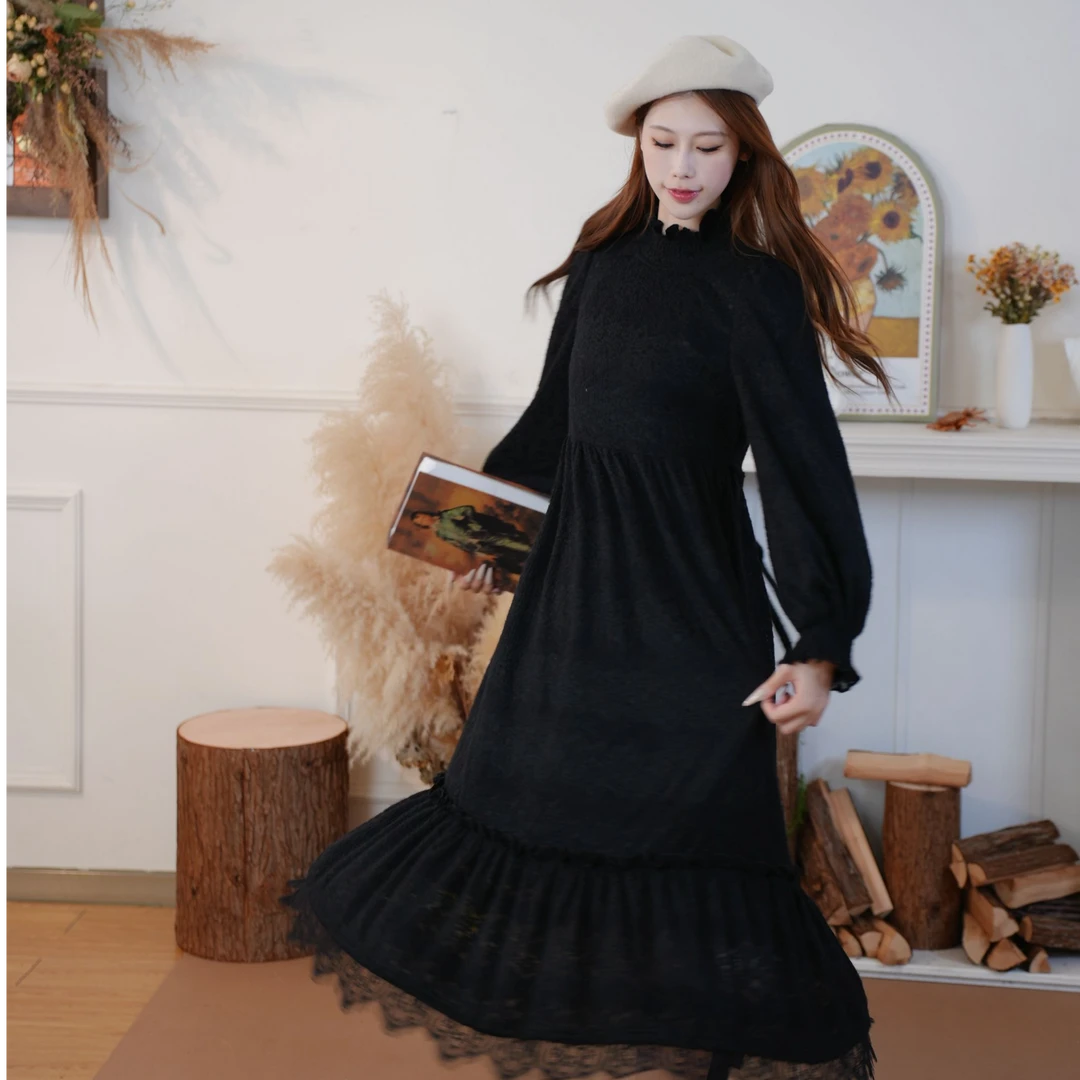 两三事【加绒加厚】黑天鹅新款黑色连衣裙高领小个子蕾丝长裙显瘦