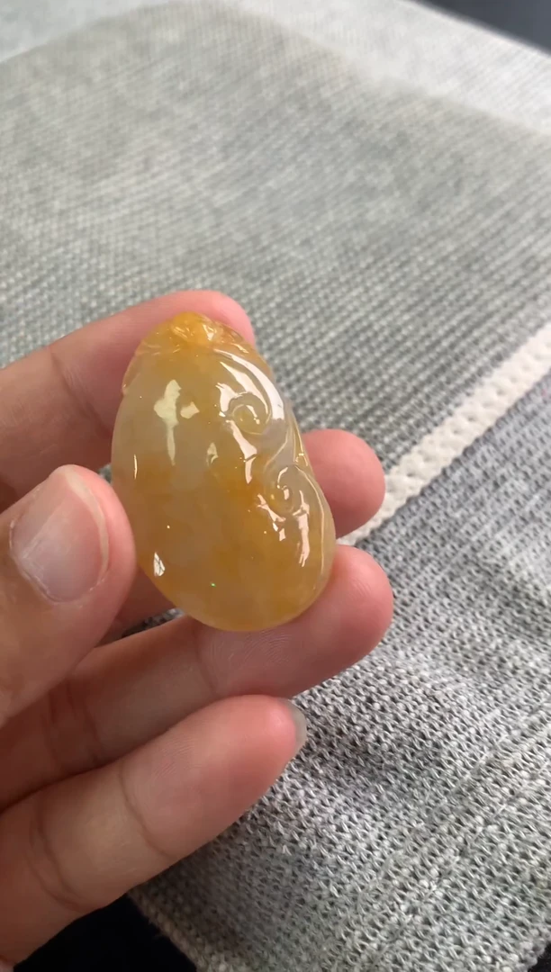 定制翡翠未镶嵌胶嘟嘟的如意