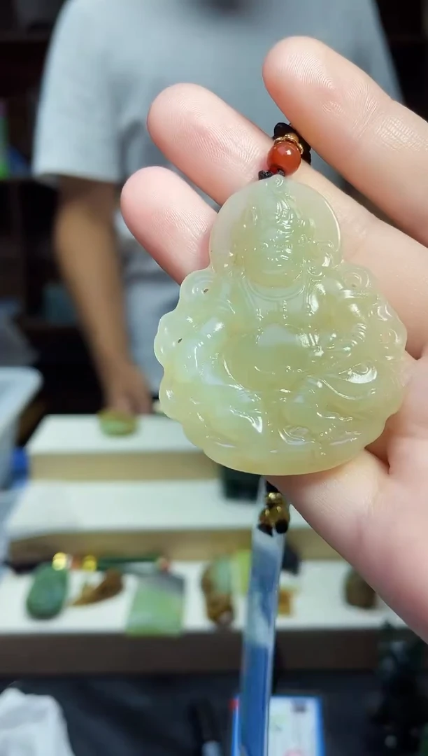 和田玉未镶嵌颈饰1