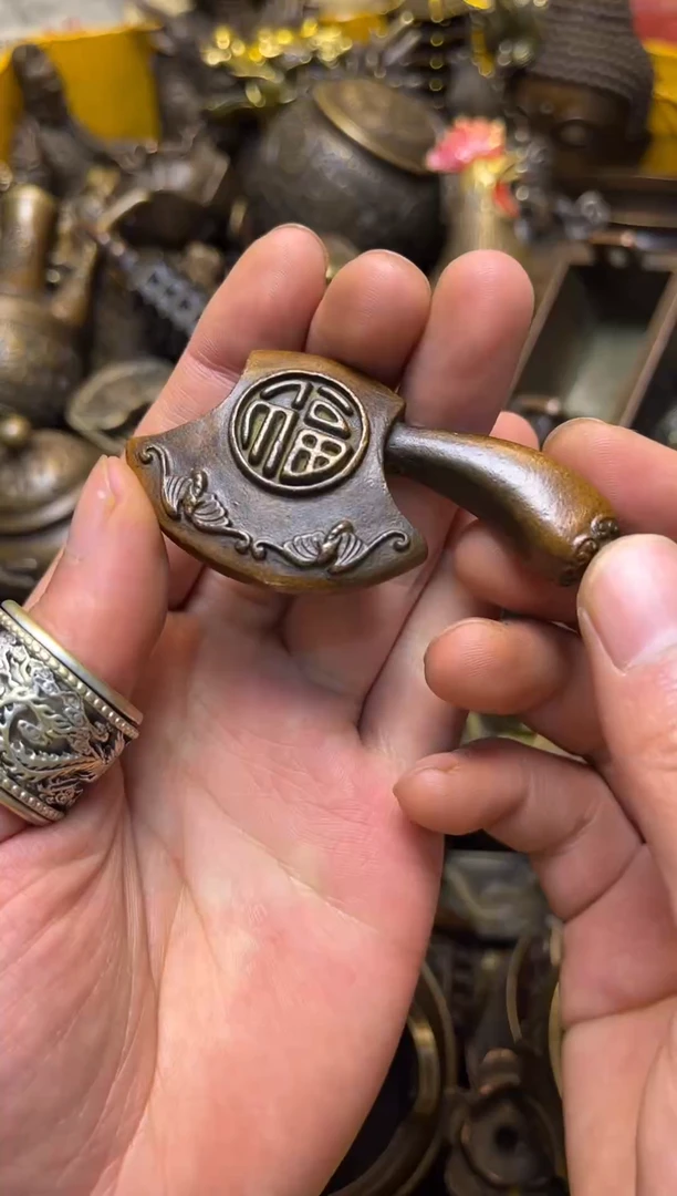 精美铜器，点击下单