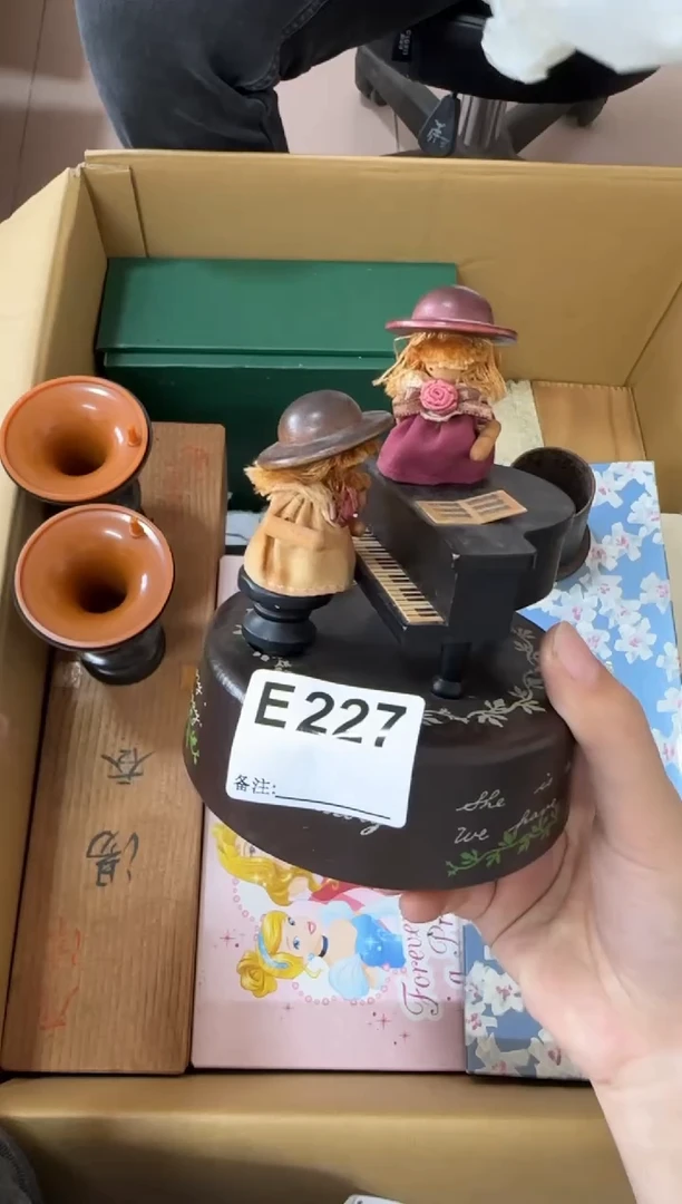 慧****?227...中古產品謹慎參拍