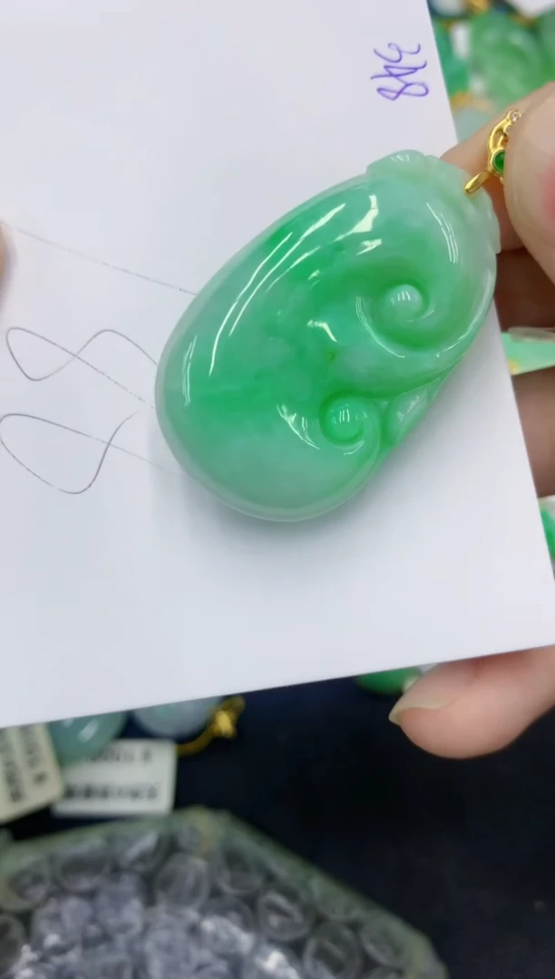 颈饰未镶嵌翡翠111111111111