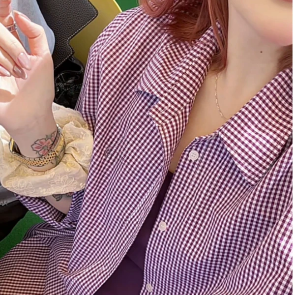 【瘦瘦】紫提野莓-大码夏季翻领单排扣格子宽松全棉长袖衬衫S01549