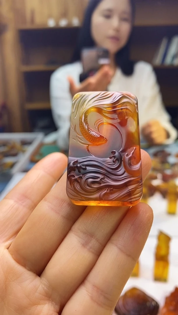 琥珀颈饰未镶嵌SN63-139（如鱼得水）