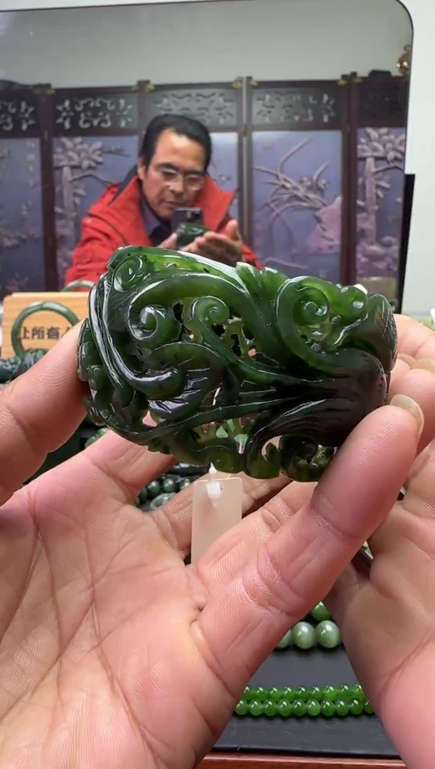 未镶嵌和田玉珠宝奇石手镯