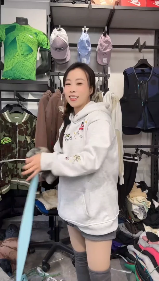 1130 编码 耐克卫衣服饰过款为准 尺码