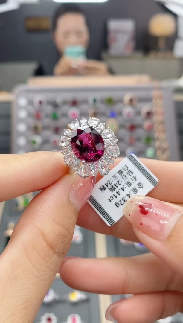 【闪购商品】碧玺戒指18K金镶嵌4.41