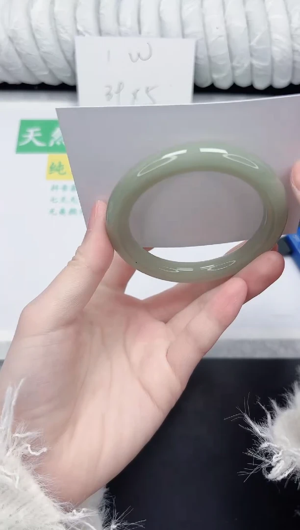 未镶嵌手镯石英质玉106-54.2DY