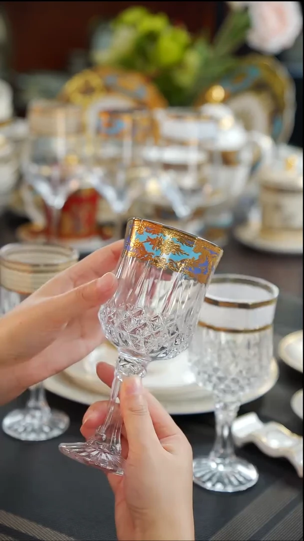 瓷片红酒杯 1个