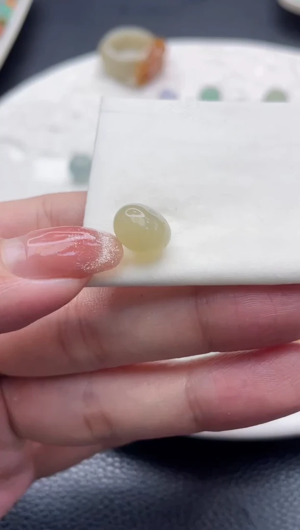 【闪购商品】定制翡翠未镶嵌珠子
