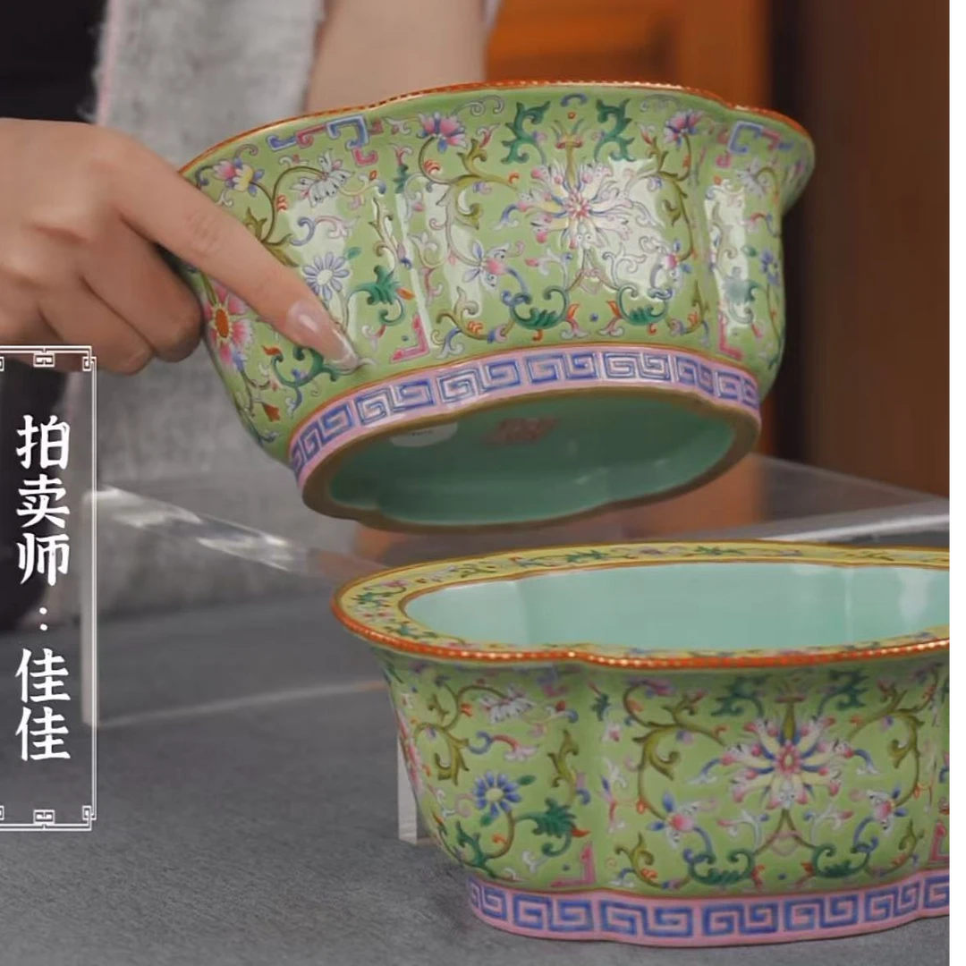 国呈拍卖古董瓷器