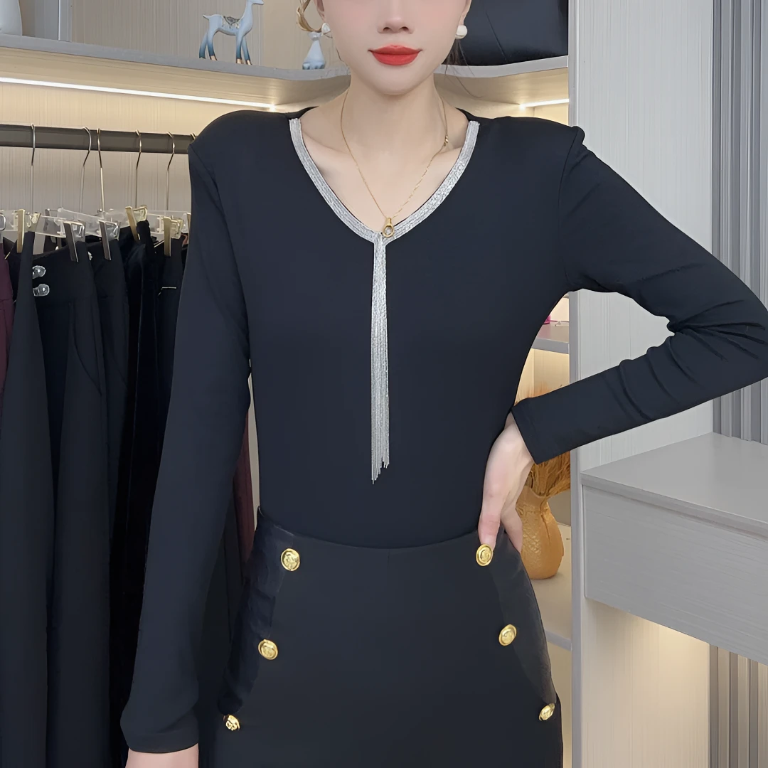 叽叽鸟流苏绝美设计感长袖T恤秋冬新款V领洋气修身显瘦内搭打底衫