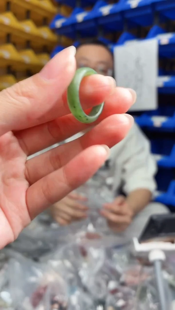 未镶嵌戒指和田玉313圈口17