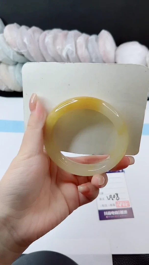 未镶嵌手镯石英质玉多样性发货V308