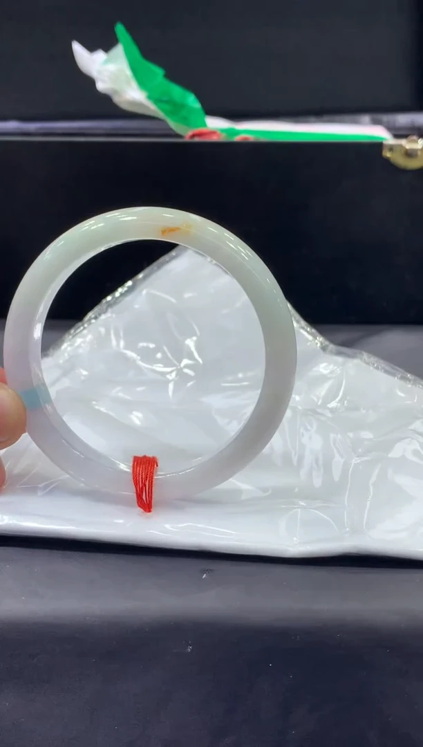 未镶嵌手镯翡翠翡翠手镯