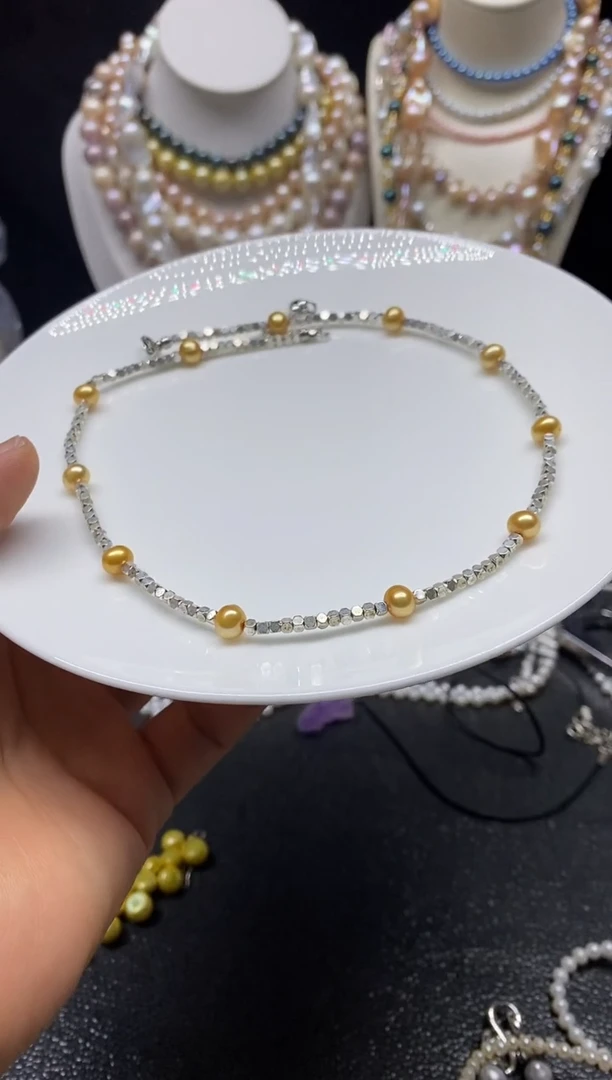 颈饰未镶嵌淡水珍珠多人