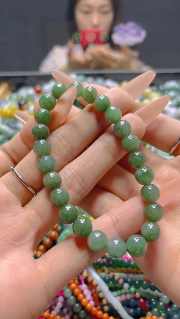 颈饰未镶嵌翡翠7MM