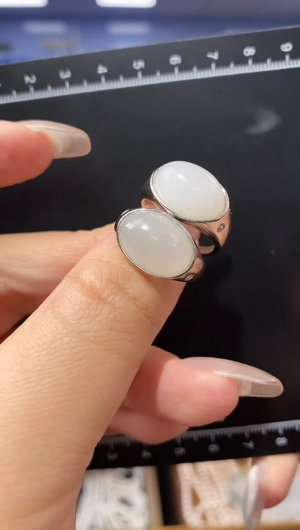 和田玉戒指银S925镶嵌多样性发货发其一