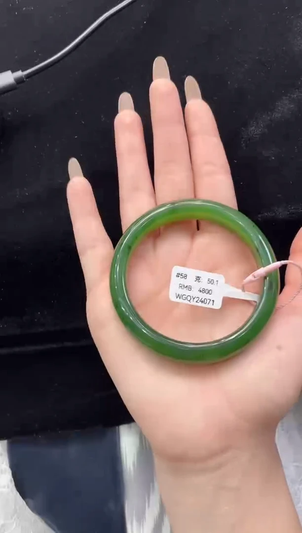 和田玉手镯未镶嵌和田玉俄料碧玉58圈口上等和田玉手镯女