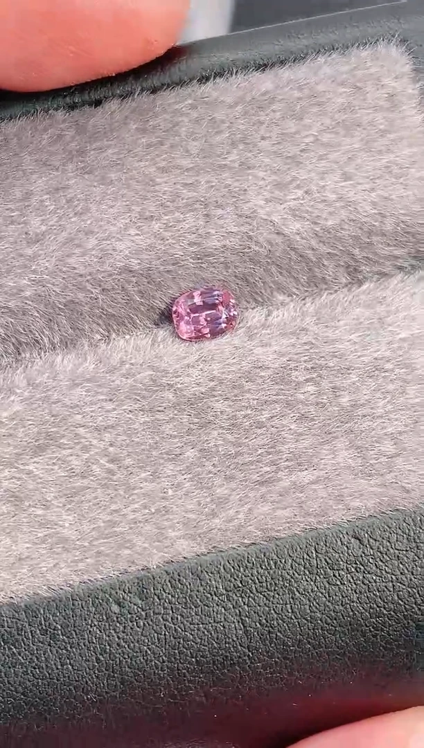 裸石尖晶石0.56-56天然尖晶石