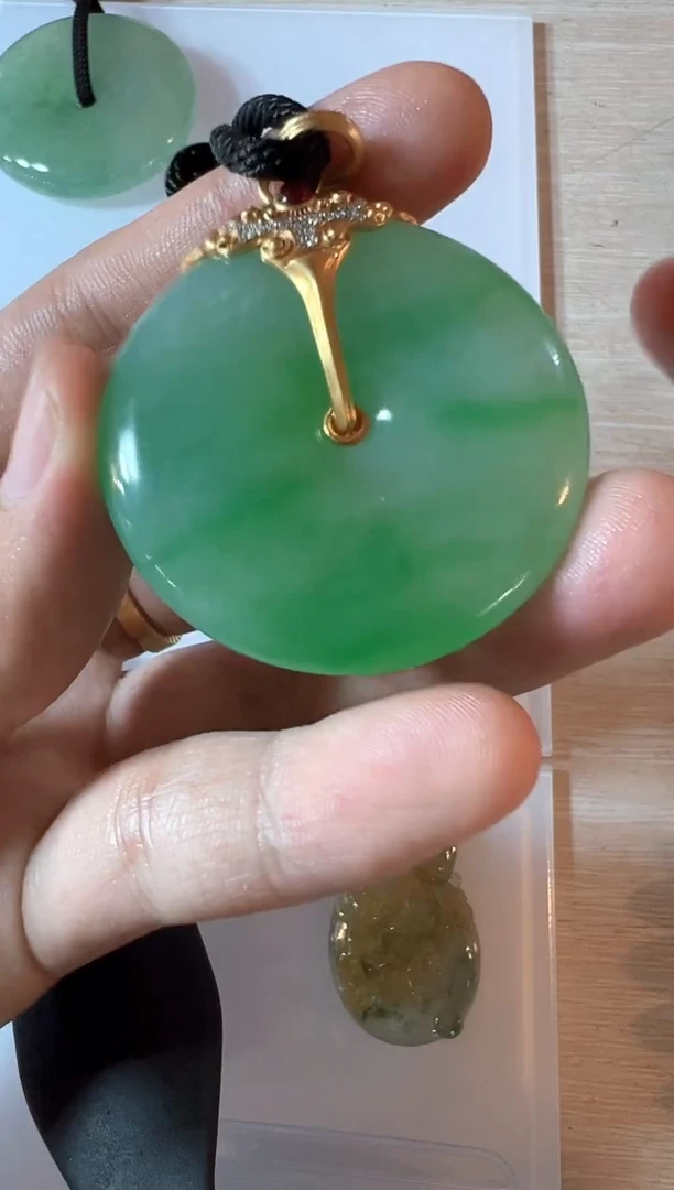 未镶嵌定制翡翠扣子