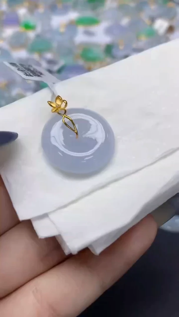 翡翠18K金镶嵌颈饰天然a货翡翠