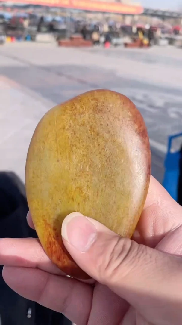 颈饰未镶嵌和田玉（糖玉）和田玉