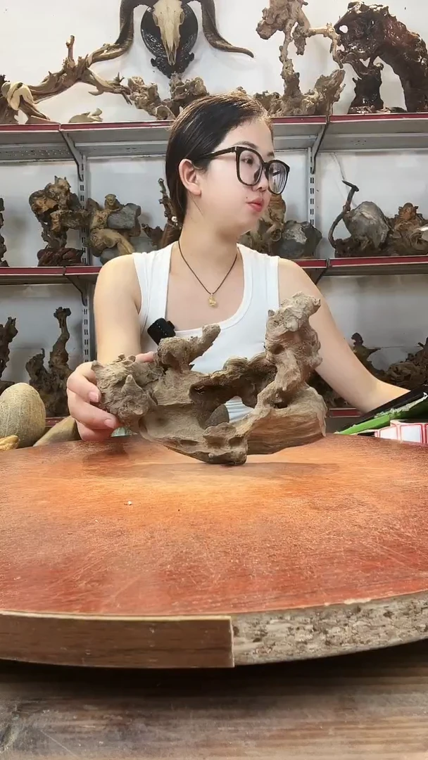 木凤****云黄荆随型风化镂空底座摆件无漆无蜡