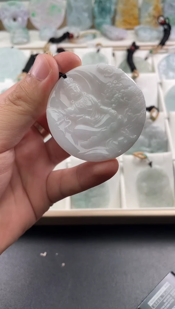 颈饰未镶嵌翡翠25/11/14/.379