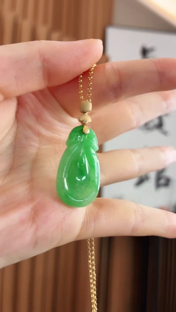 翡翠18K金镶嵌吊坠(不含链)吊坠