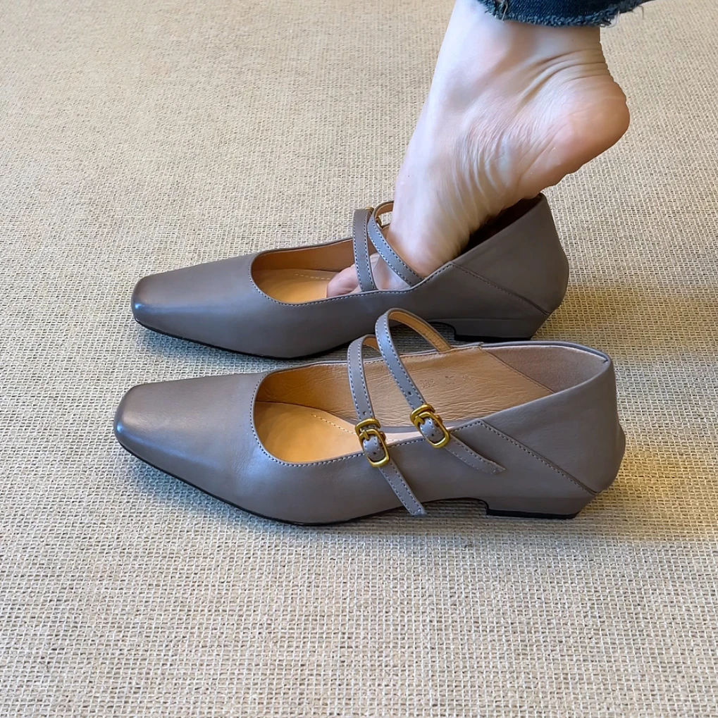 RubyL/3cm简约通勤法式百搭二字扣带方头粗跟浅口玛丽珍单鞋女款
