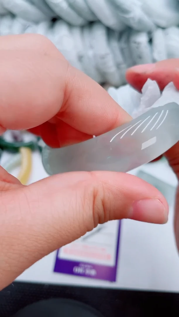 石英质玉手镯未镶嵌D66-56-57