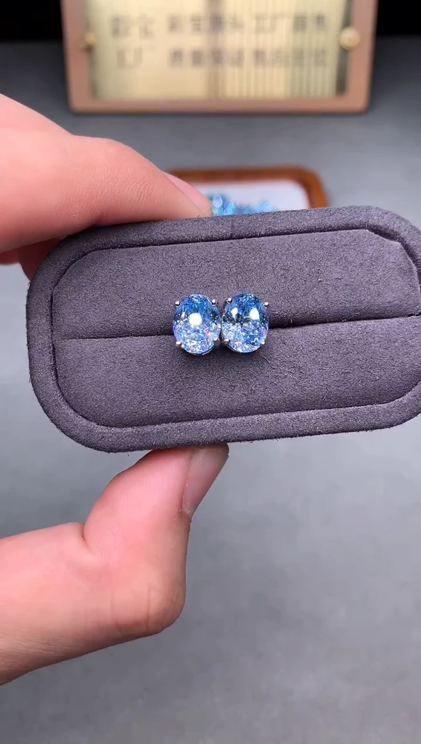 银S925镶嵌耳钉海蓝宝石2222