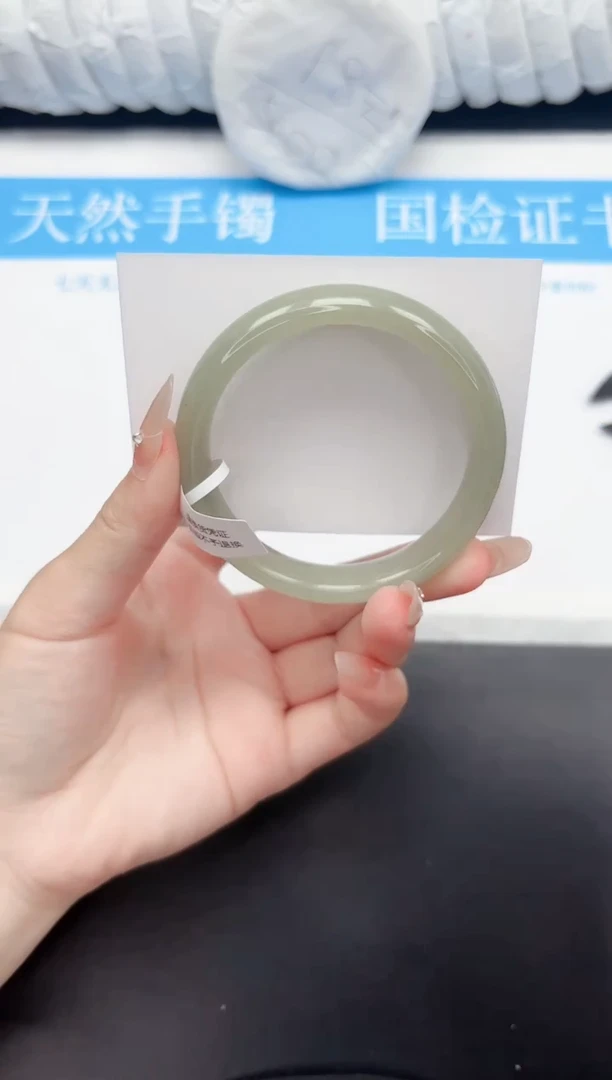 石英质玉手镯未镶嵌20-60DG