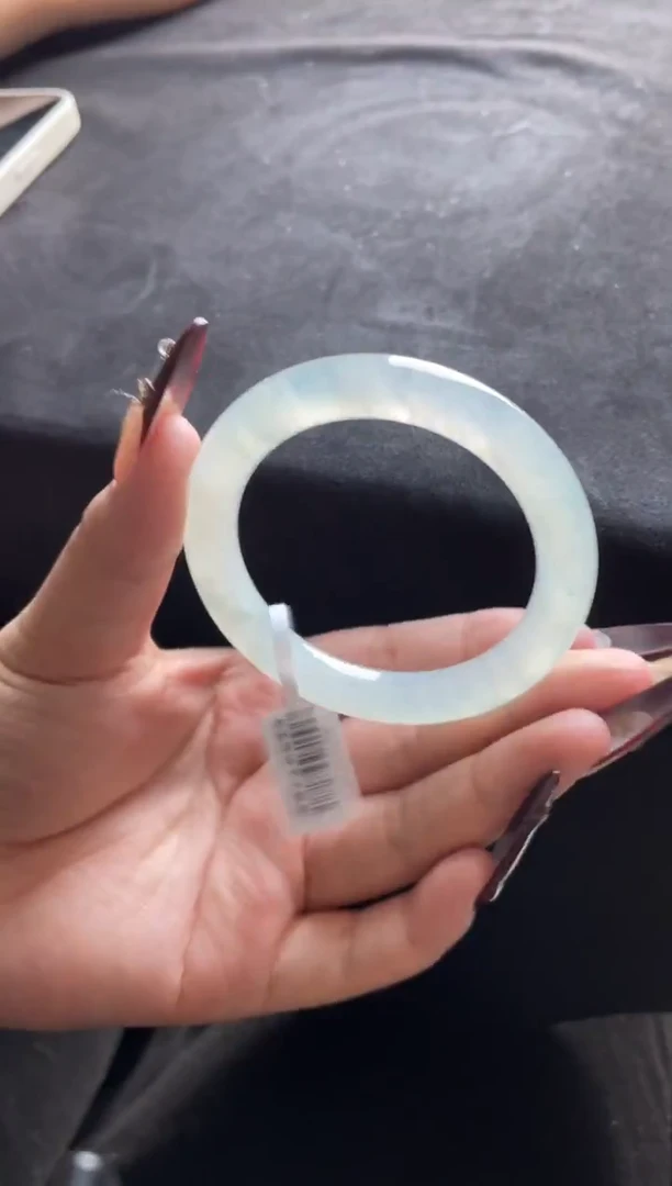 未镶嵌手镯翡翠三天鉴赏期