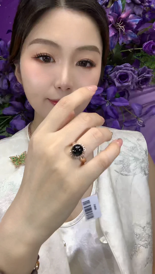 18K金镶嵌戒指翡翠C18翡翠多样性发一件