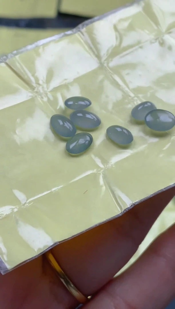 翡翠散珠天然翡翠裸石蛋面5