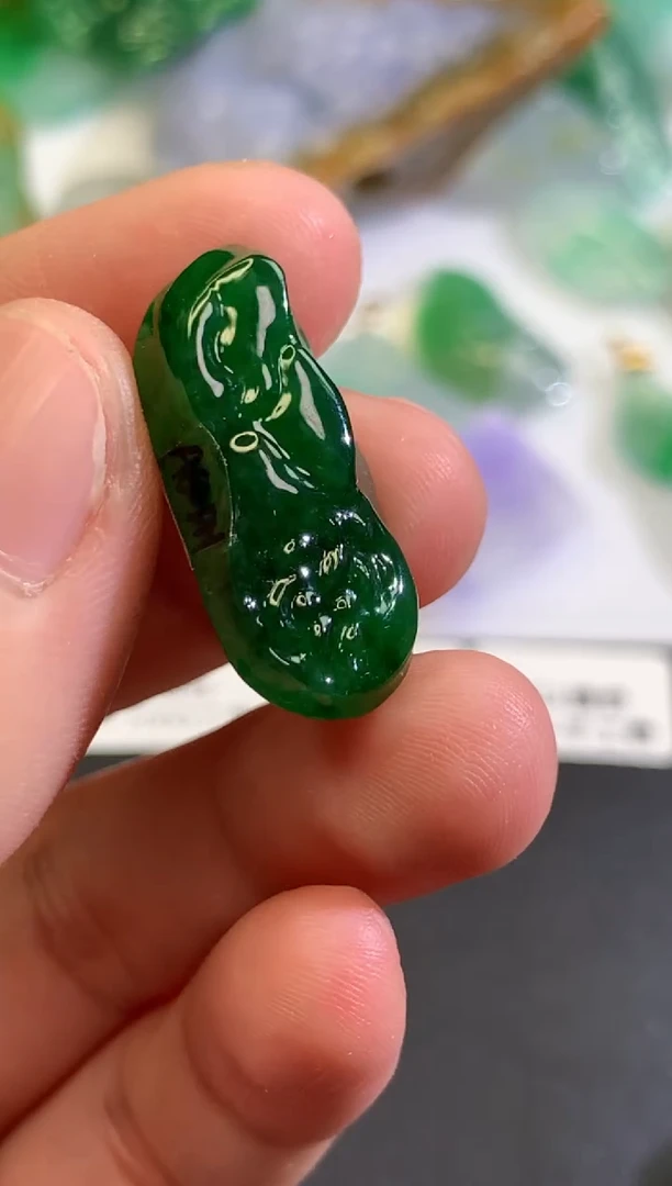 翡翠未镶嵌吊坠(不含链)5478