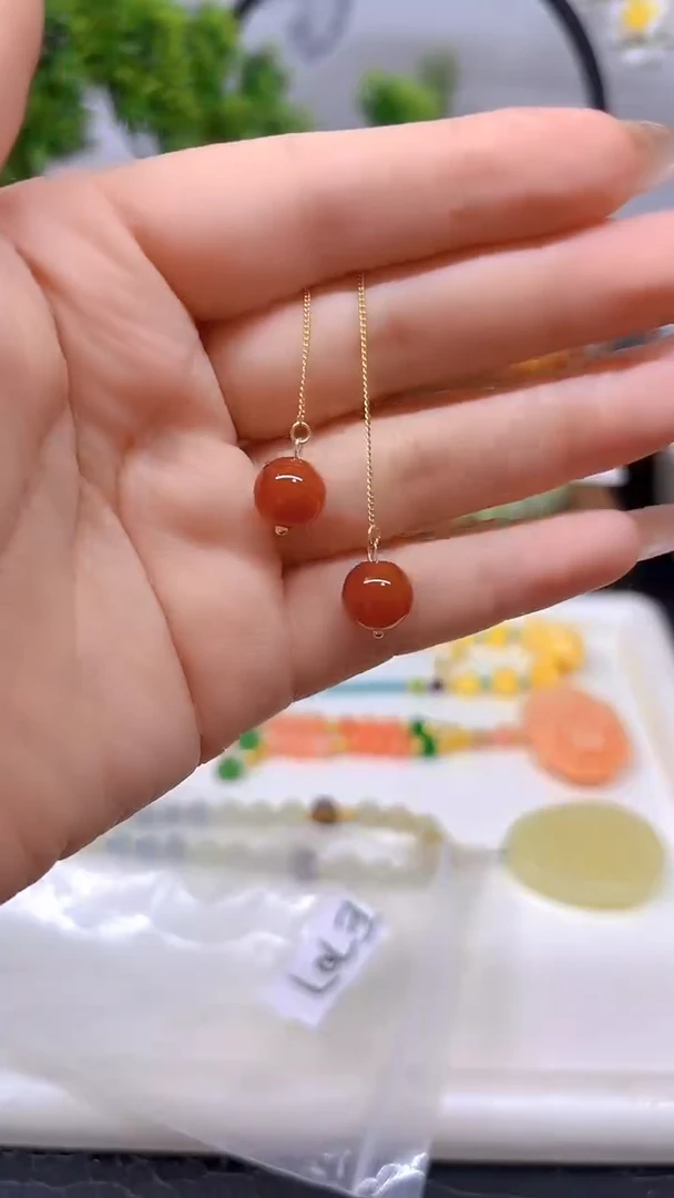 南红玛瑙银S925镀金镶嵌耳饰E707