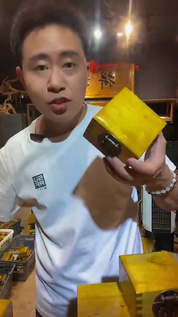 木金丝楠木制品方盒10*10*6
