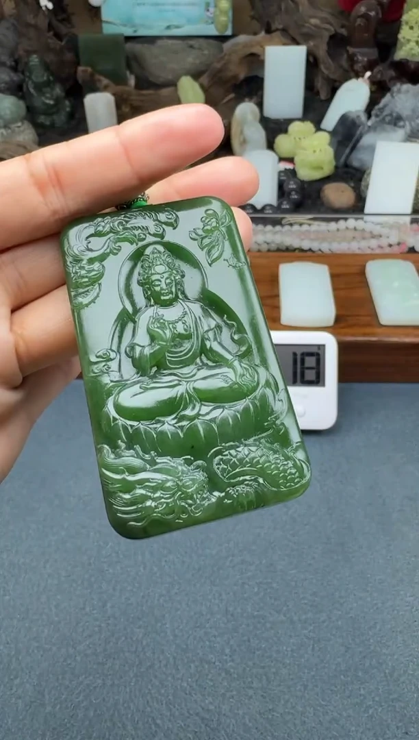 【闪购商品】和田玉颈饰未镶嵌开心