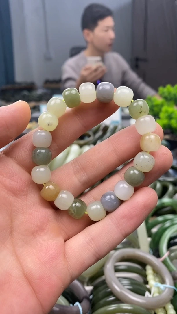 未镶嵌手镯和田玉10mm