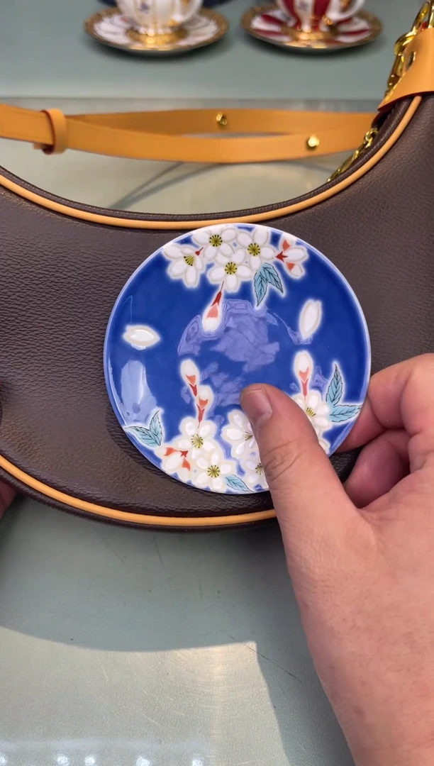 【闪购商品】瓷片月牙