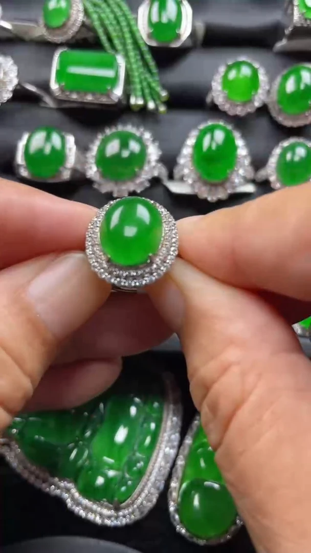 翡翠戒指银S925镶嵌翡翠