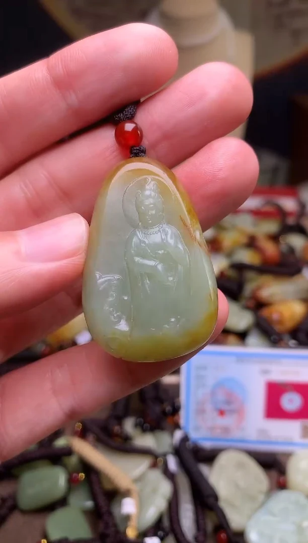 颈饰未镶嵌和田玉新疆料青海料清水和田玉吊坠