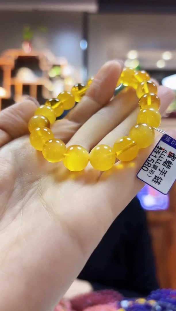 【闪购商品】琥珀裸石未镶嵌手链11.3