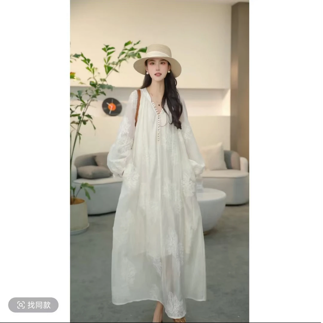 (雅雅)蕾丝显瘦复古收腰修身高级感春季长裙25003